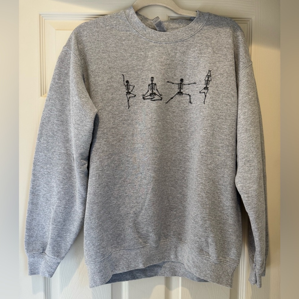 Gray Skeleton Yoga Sweatshirt